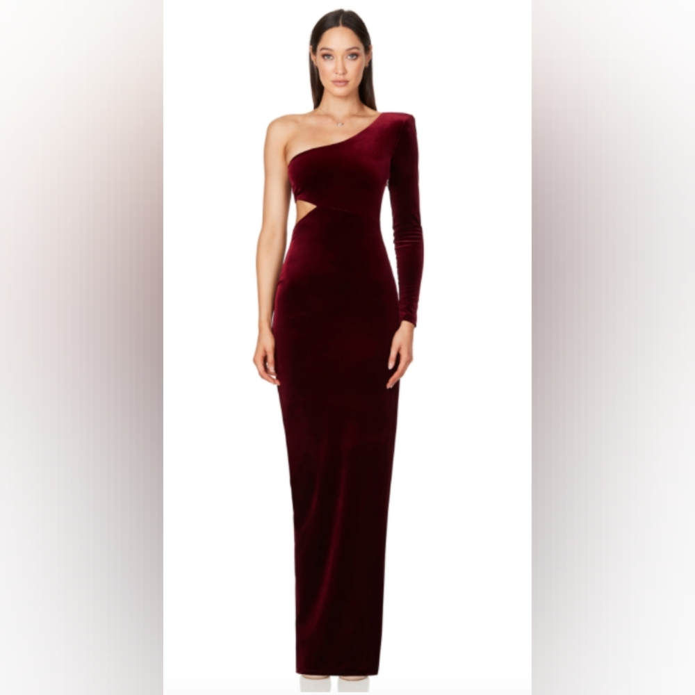 Elegant for length one shoulder